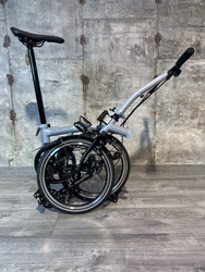 Brompton P-line S4L Lunar Grey