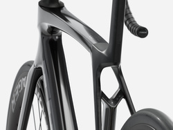 Rower Trek Madone SL 6 Gen 8